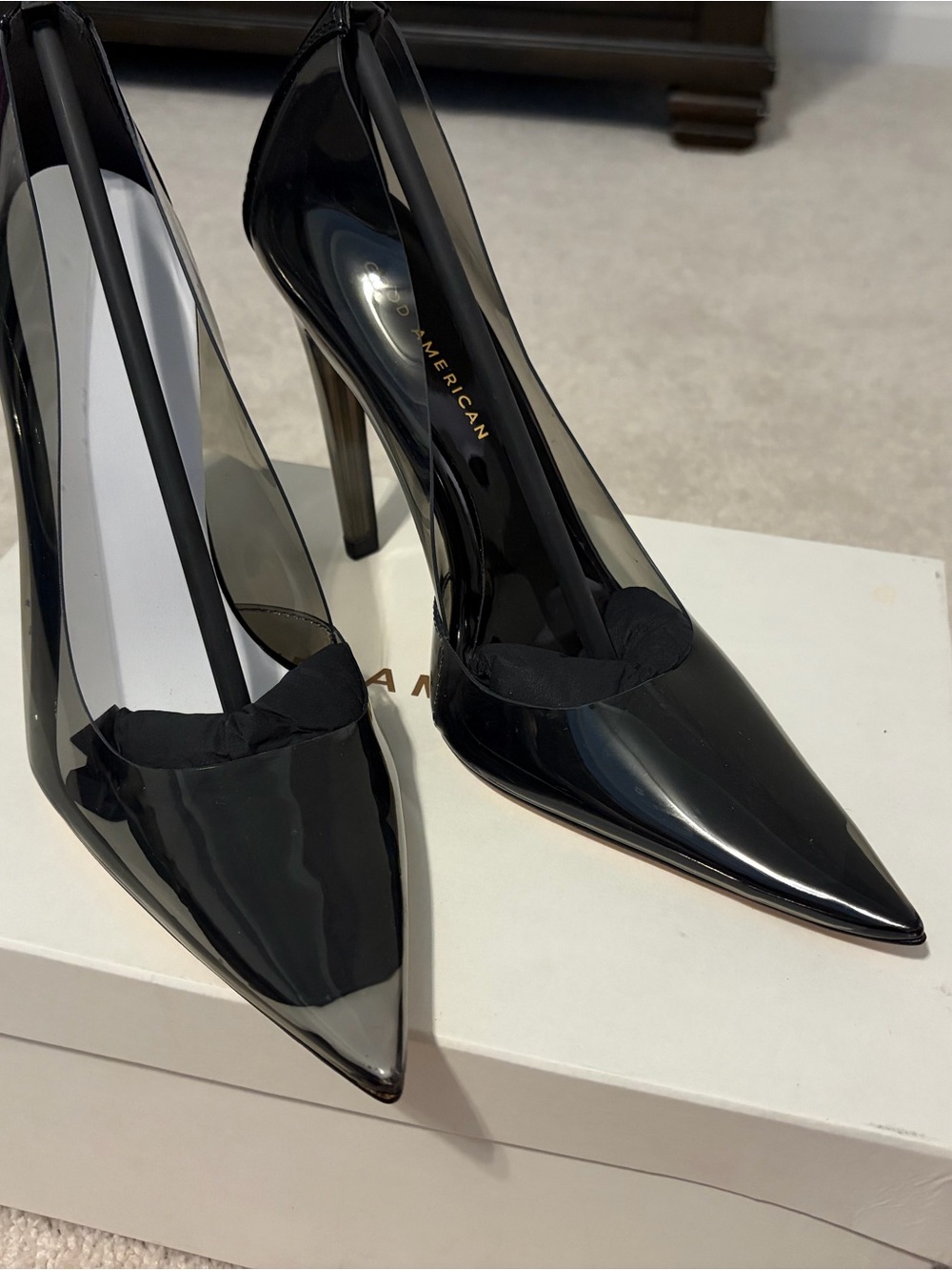 Good American Cinderella Pointed Toe Pumps | NIB | Size 9